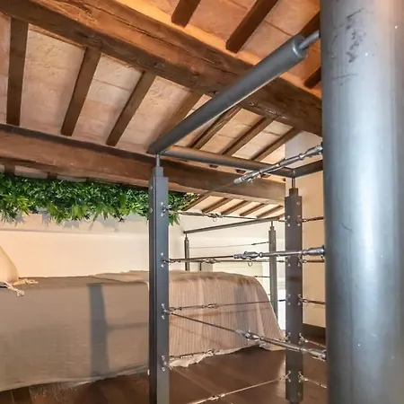 아파트 Bohemienne Intimo Rifugio Al Centro Di *